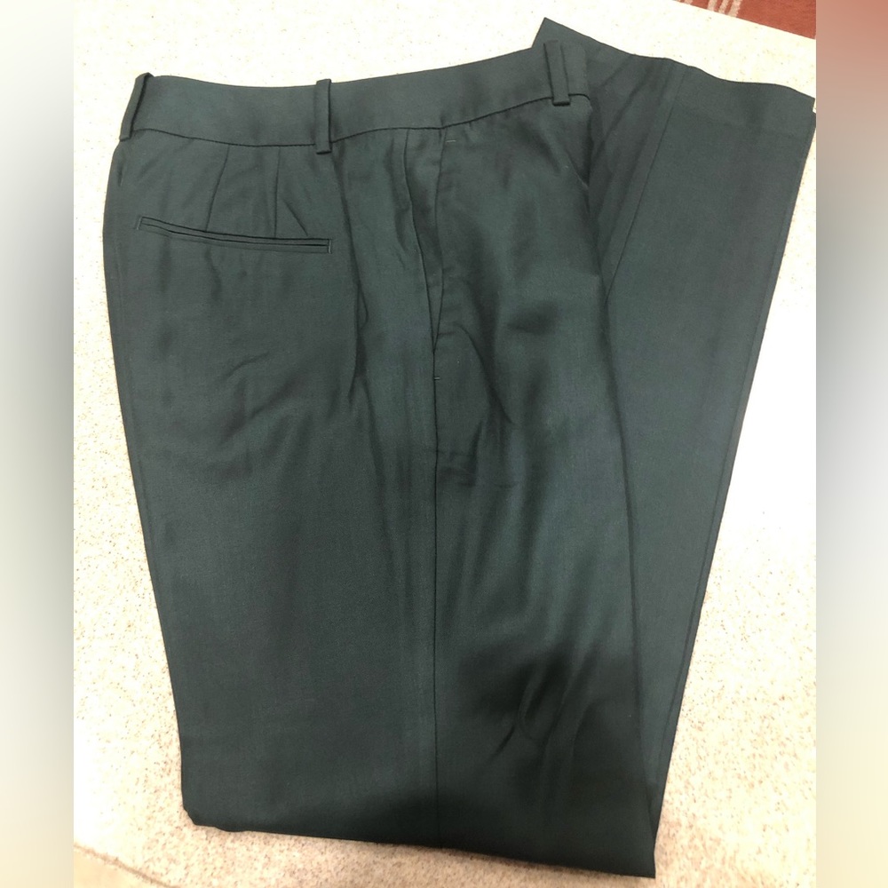 NWT Ann Taylor pants. Size 0 in curvy fit. - Picture 2 of 5